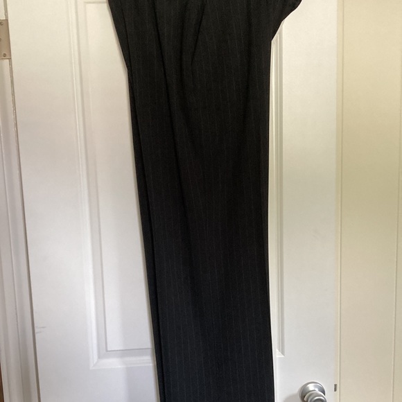 Anne Taylor Women’s Business Suit - Picture 4 of 7